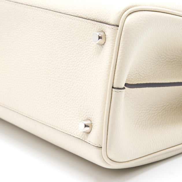 Gucci Zumi Grainy Leather Small Top Handle Bag