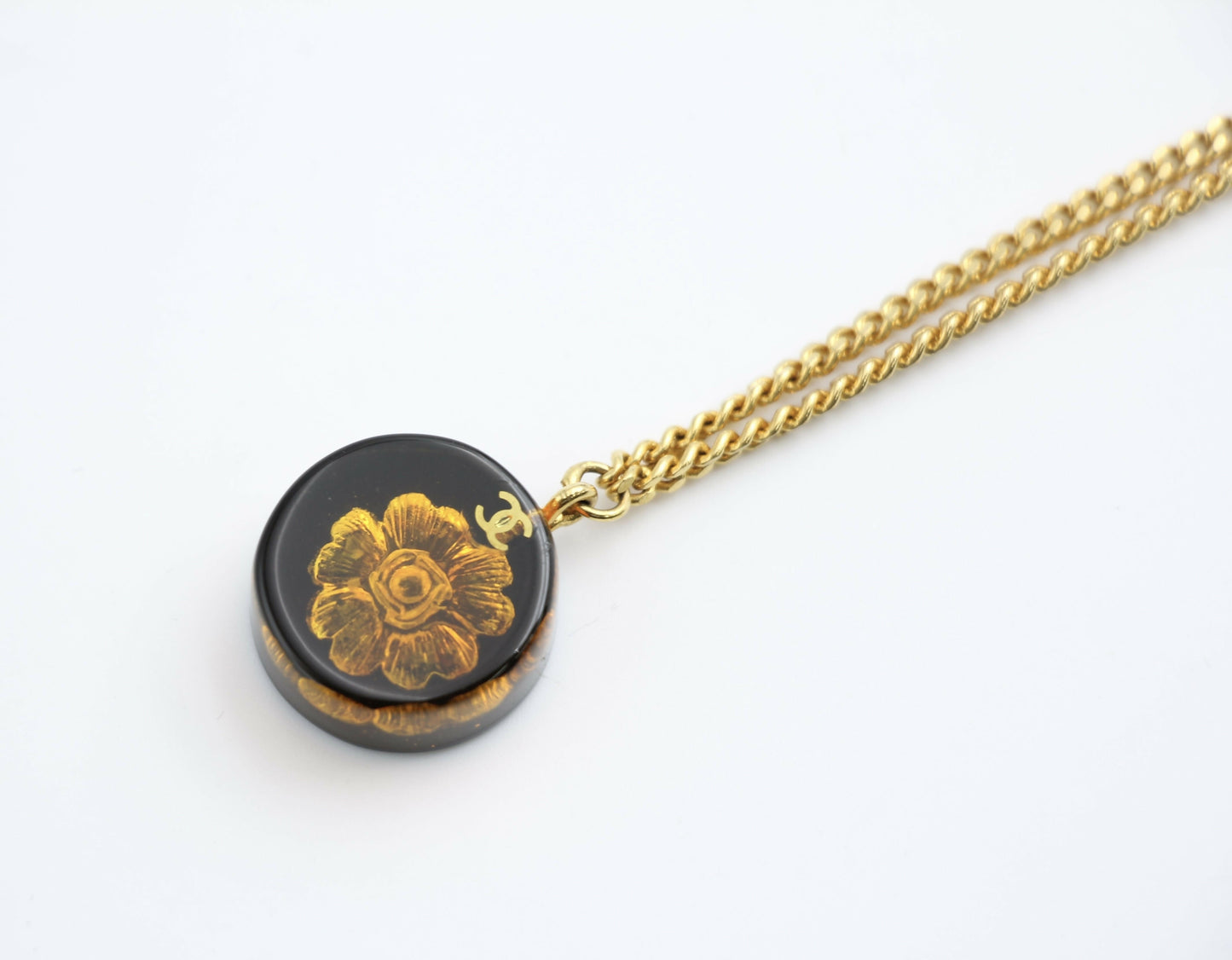 Chanel Vintage 98A Acrylic Dark Brown Camellia Necklace