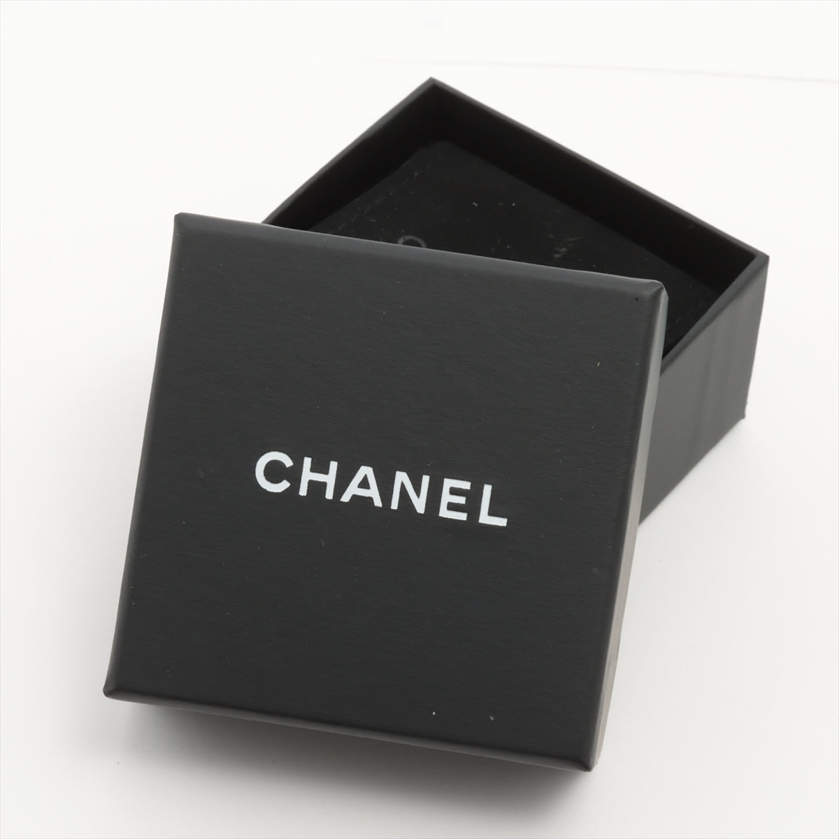 Chanel CC PM Earrings Gold (Costume Jewellery)
