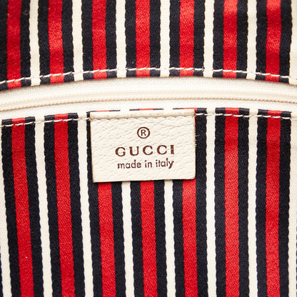 Gucci Abbey D- Ring Shoulder Bag (SHG-6jTWW1)