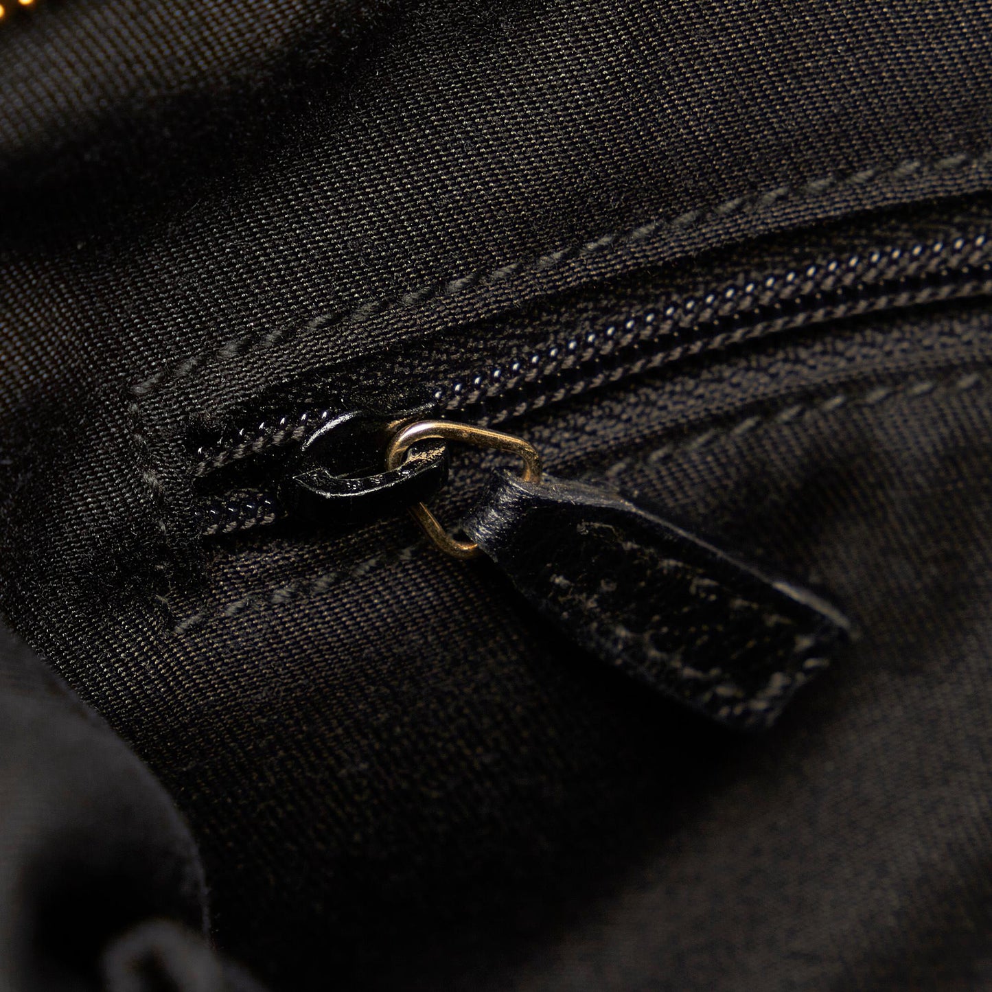 Gucci Abbey GG Canvas Crossbody (SHG-a3cW5L)