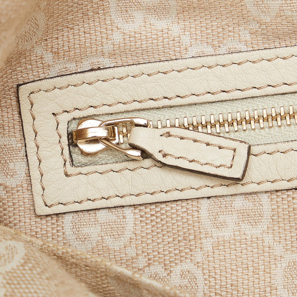 Gucci Bamboo Diana Satchel (SHG-kEnJle)