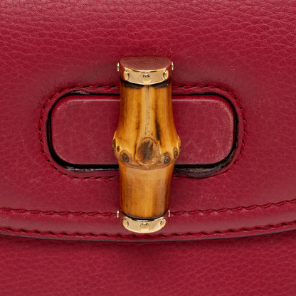 Gucci Calfskin New Bamboo Top Handle (SHF-v2KUgA)