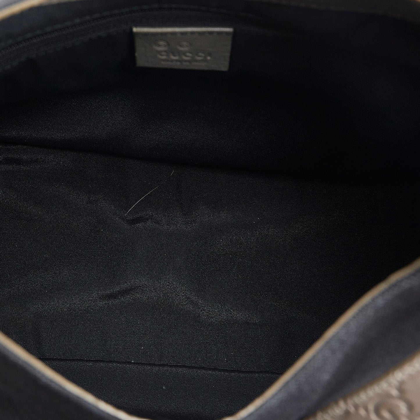 Gucci Canvas Shoulder Bag (SHG-viPrlp)