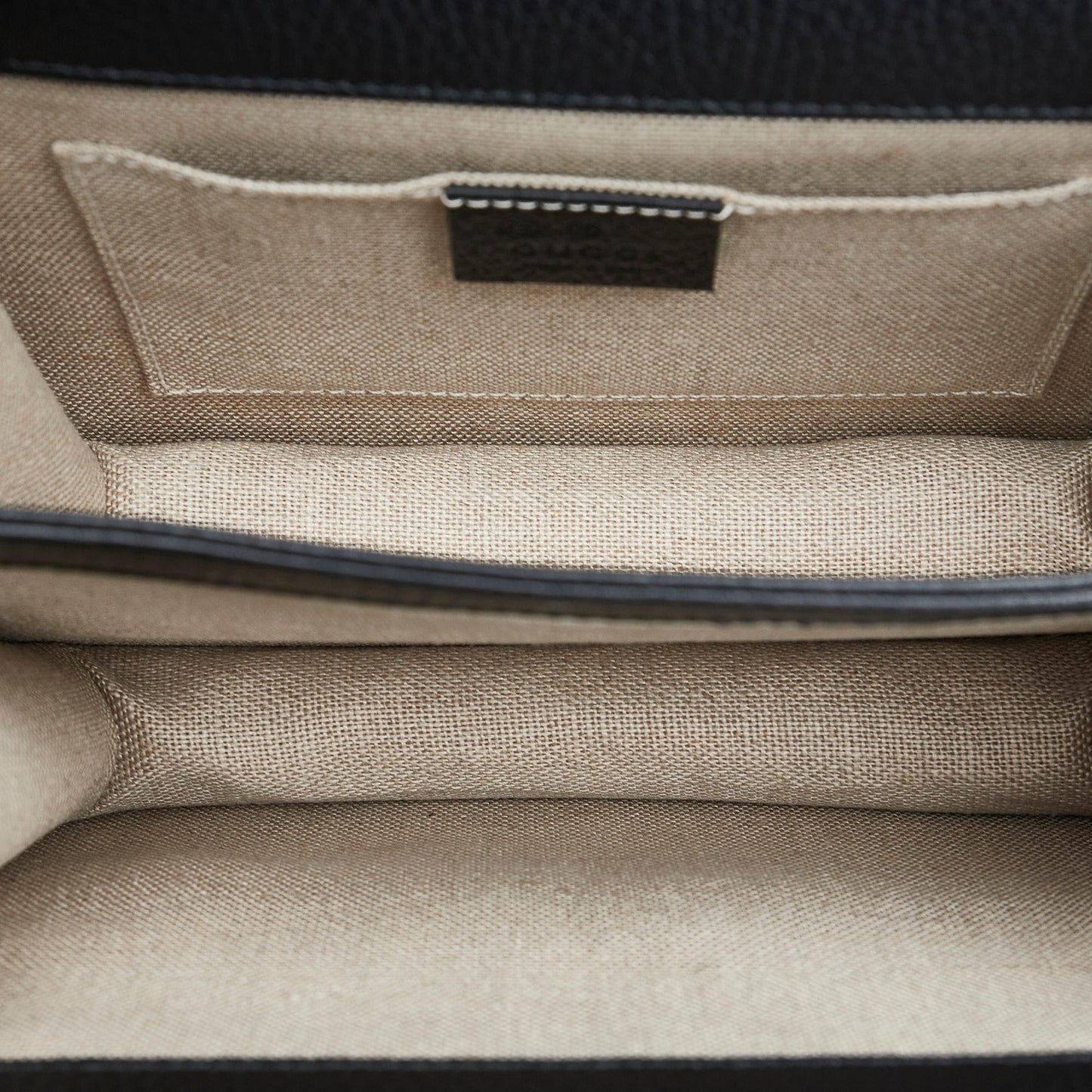 Gucci Dollar Calf Interlocking G Crossbody (SHG-WefOJS)