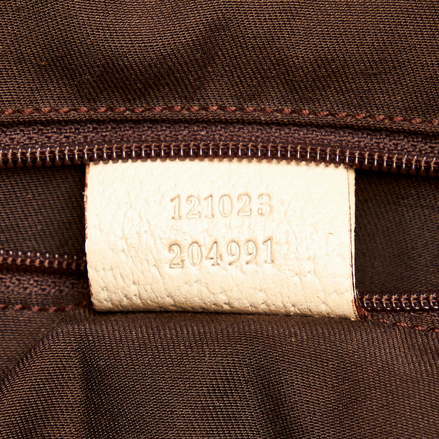 Gucci Eclipse GG Shoulder Bag (SHG-BXqPyQ)