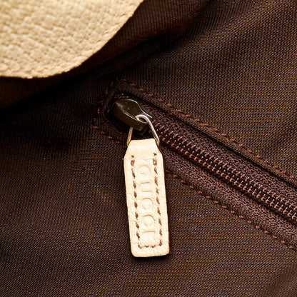 Gucci Eclipse GG Shoulder Bag (SHG-BXqPyQ)