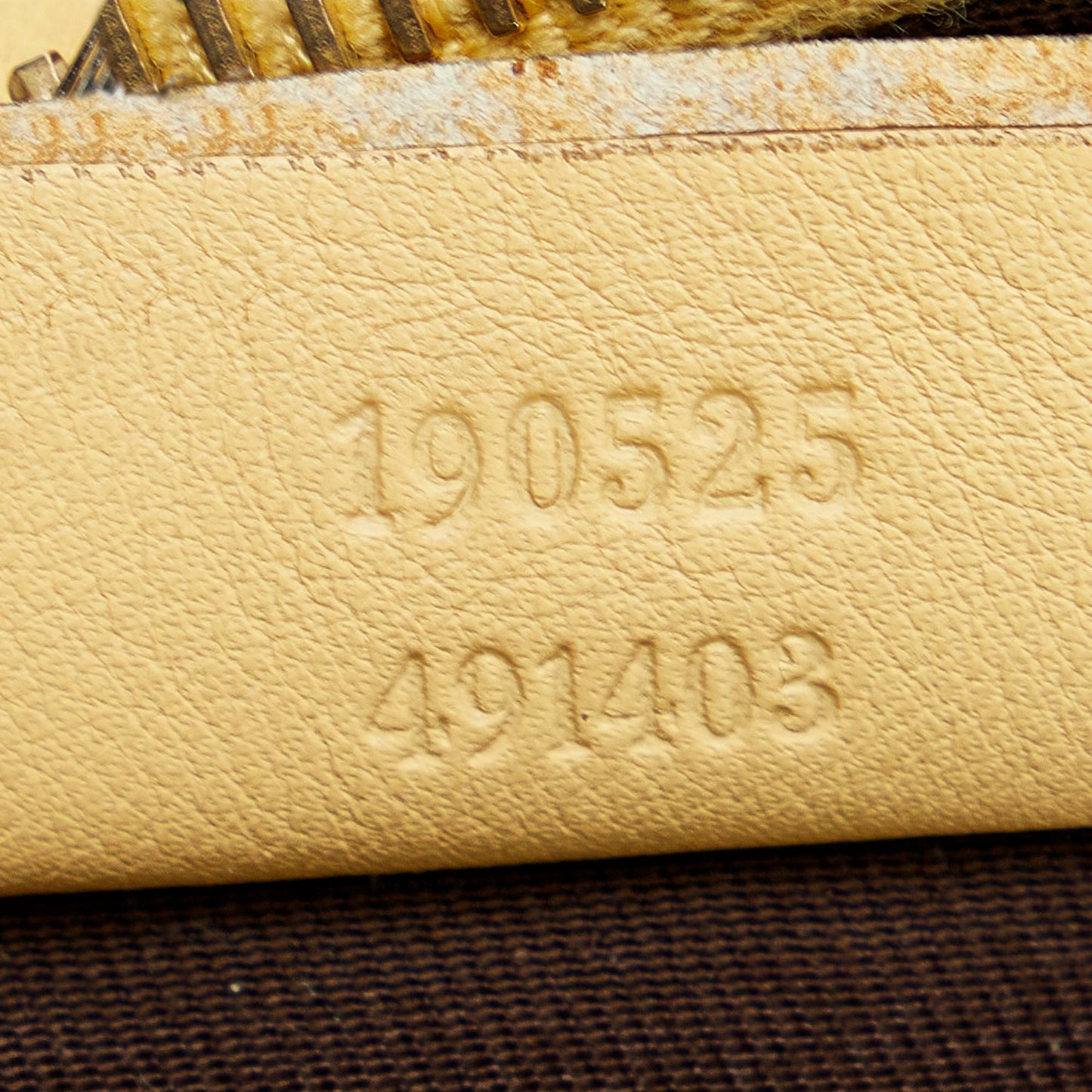 Gucci GG Canvas Abbey D-Ring Handbag (SHG-VCsNdf)