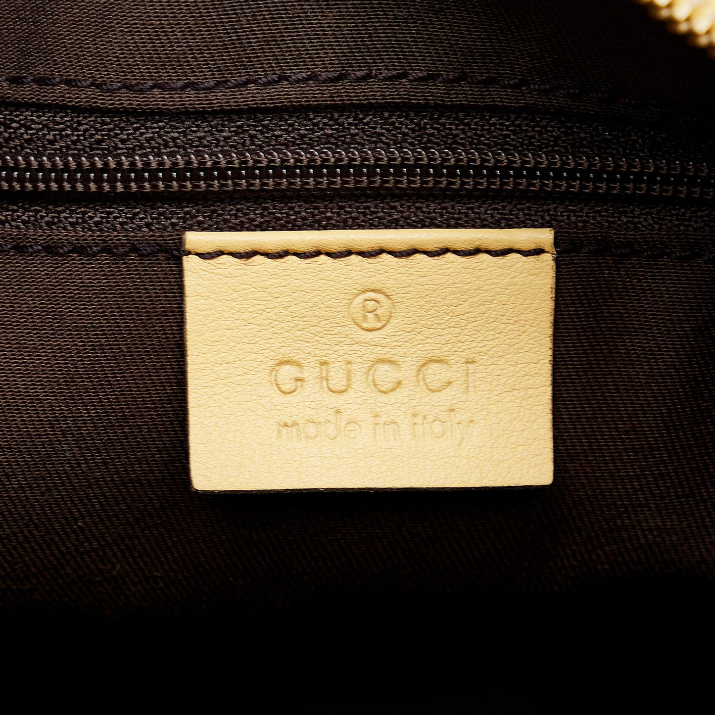 Gucci GG Canvas Abbey D-Ring Handbag (SHG-VCsNdf)