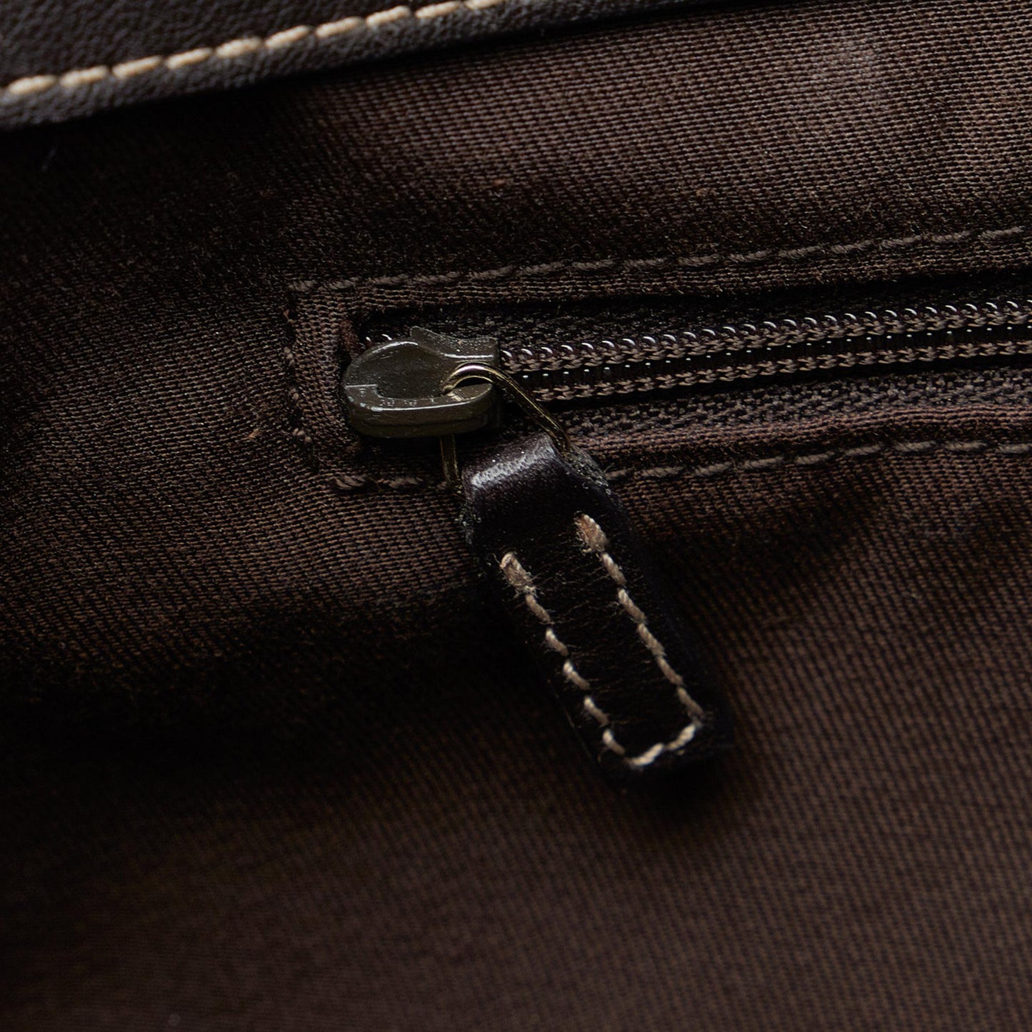 Gucci GG Canvas Abbey D-Ring Tote Bag (SHG-e1xk5b)