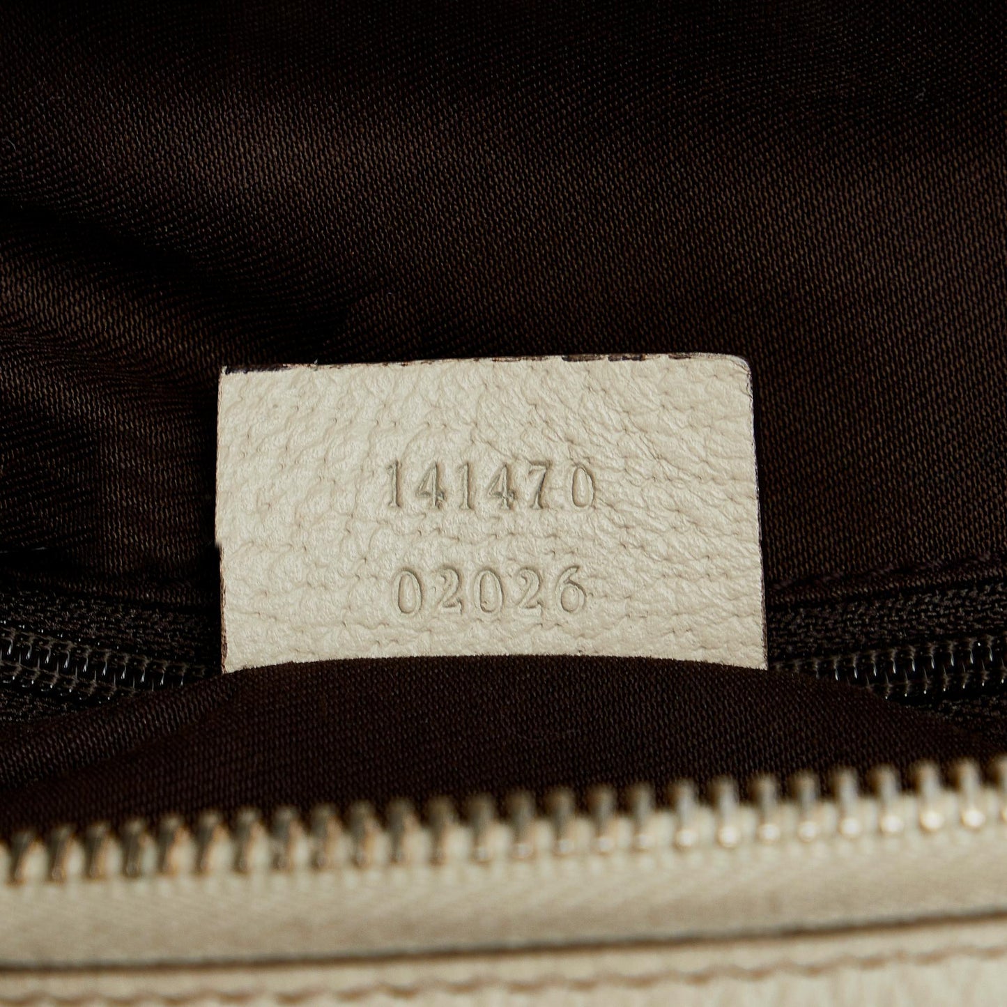 Gucci GG Canvas Abbey D-Ring Tote (SHG-2biCS5)