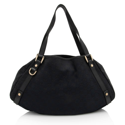 Gucci GG Canvas Abbey Medium Shoulder Bag (SHF-ZLaHNZ)
