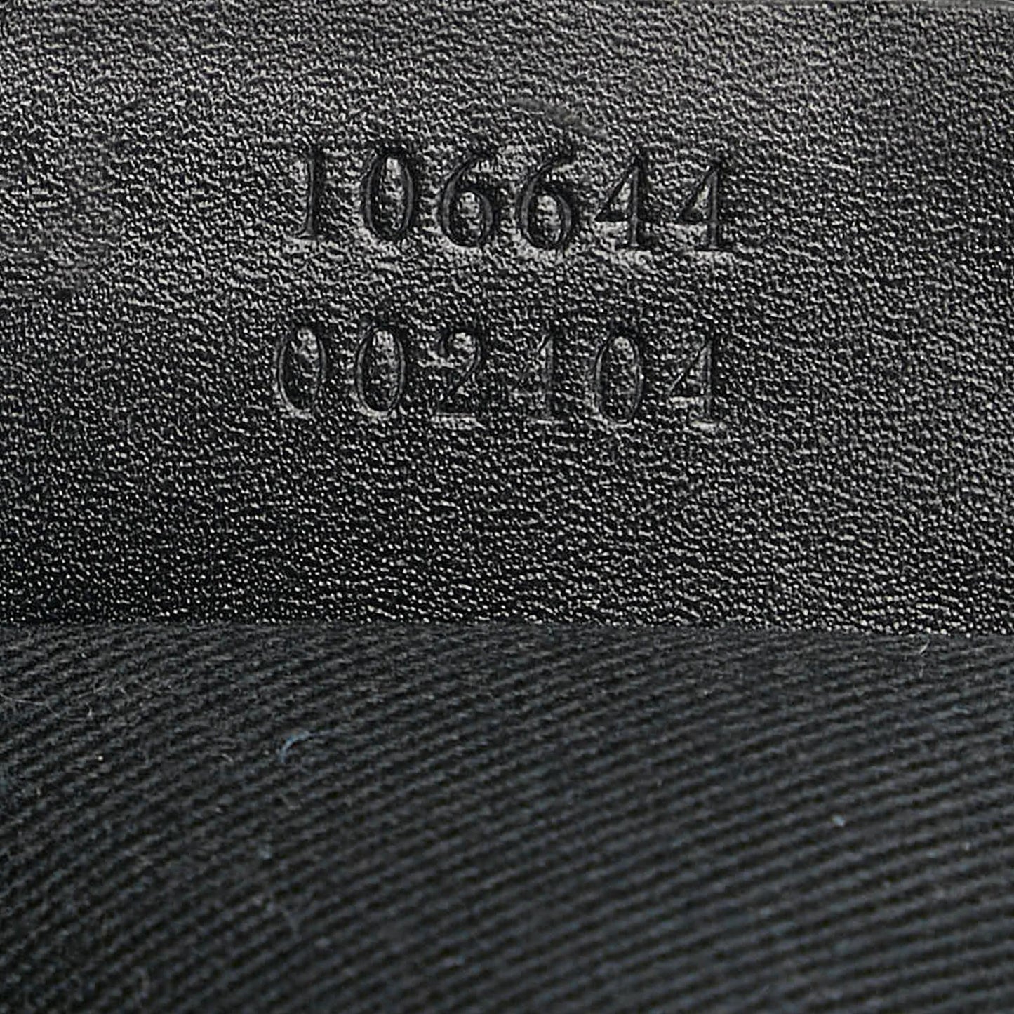 Gucci GG Canvas Baguette (SHG-34237)
