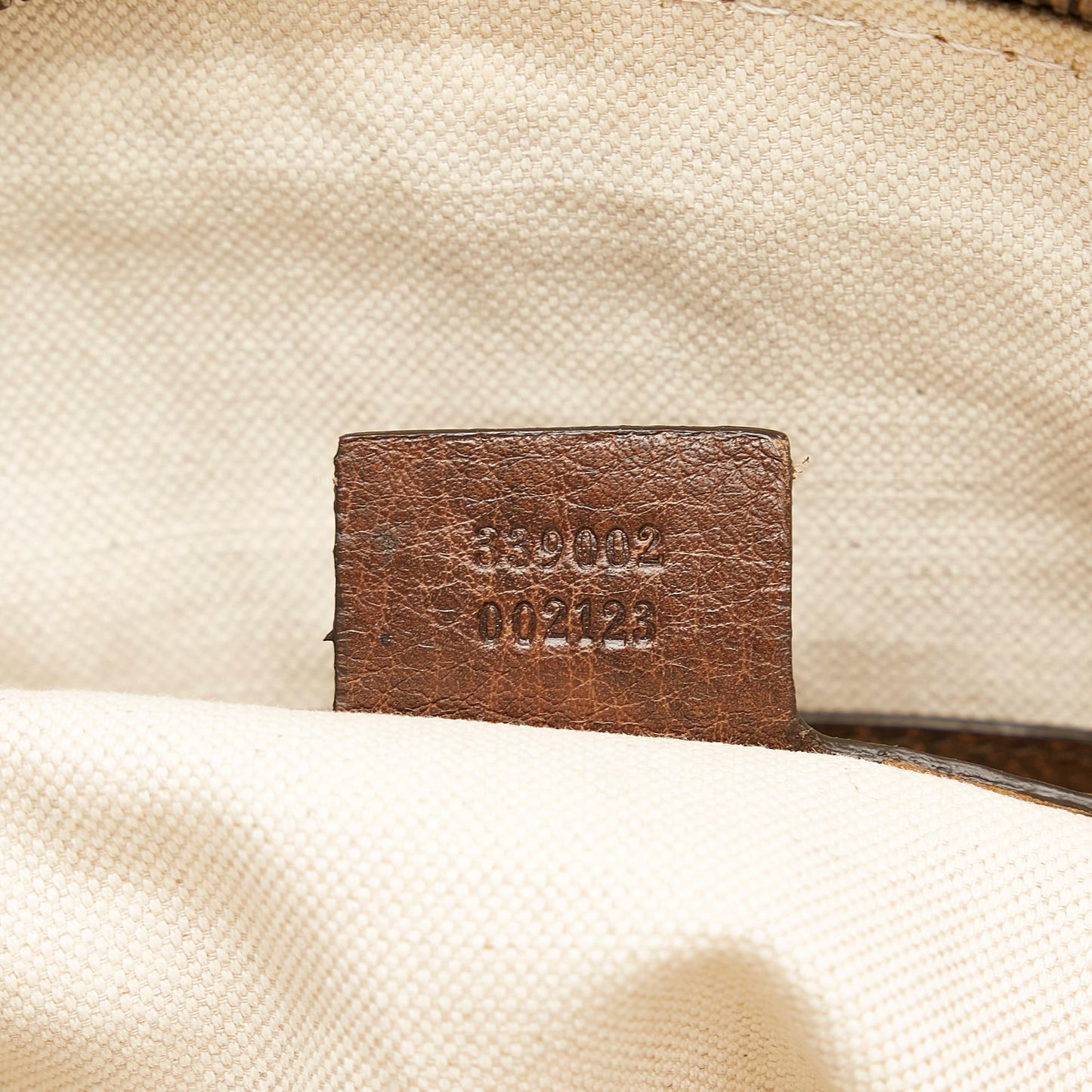 Gucci GG Canvas Bamboo Laidback Crafty Handbag (SHG-tR7vbL)