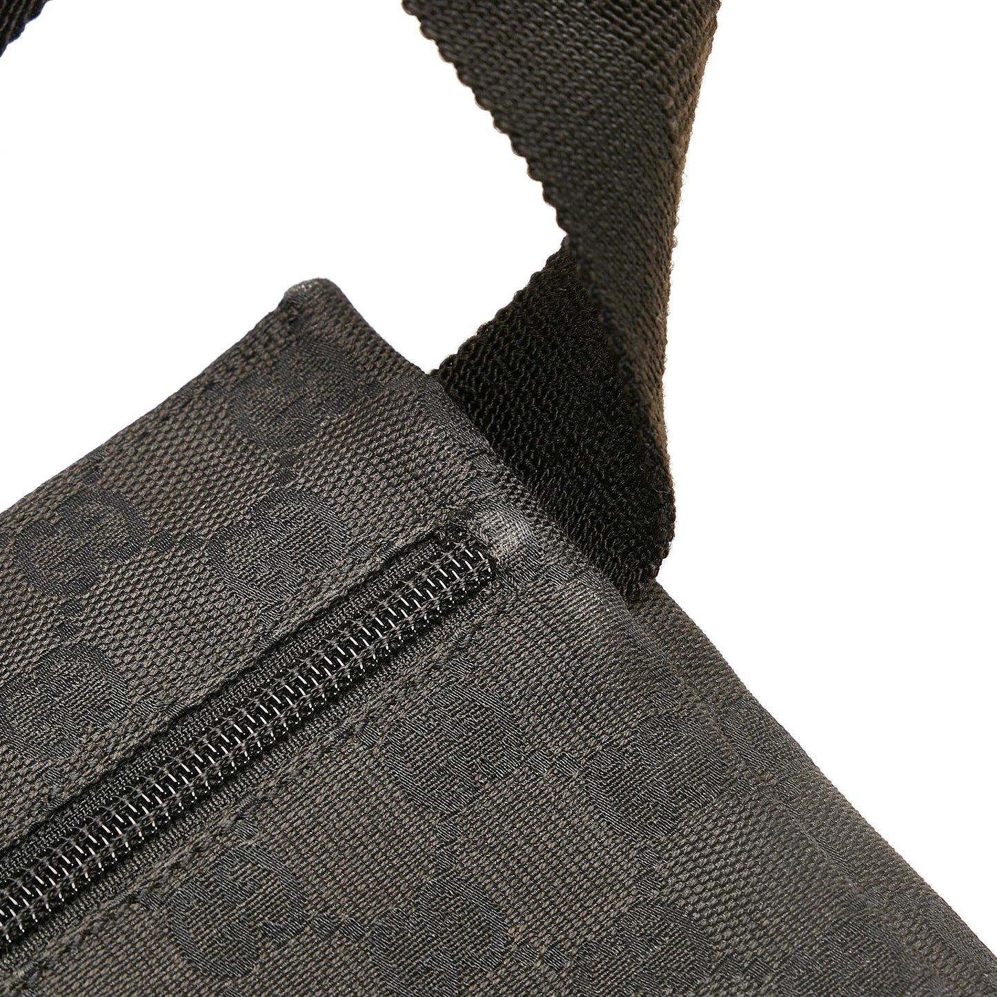 Gucci GG Canvas Belt Bag (SHG-Pvi0rA)