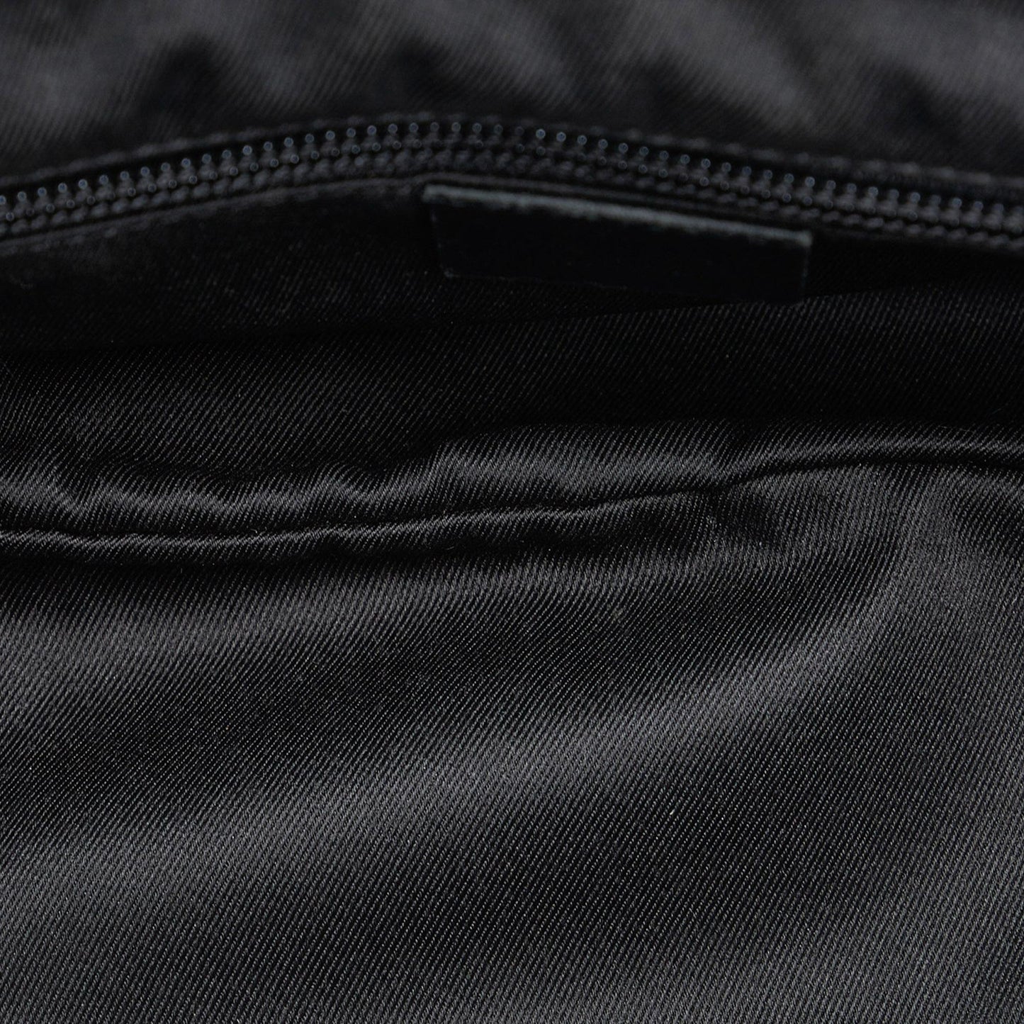 Gucci GG Canvas Belt Bag (SHG-Umgtg5)