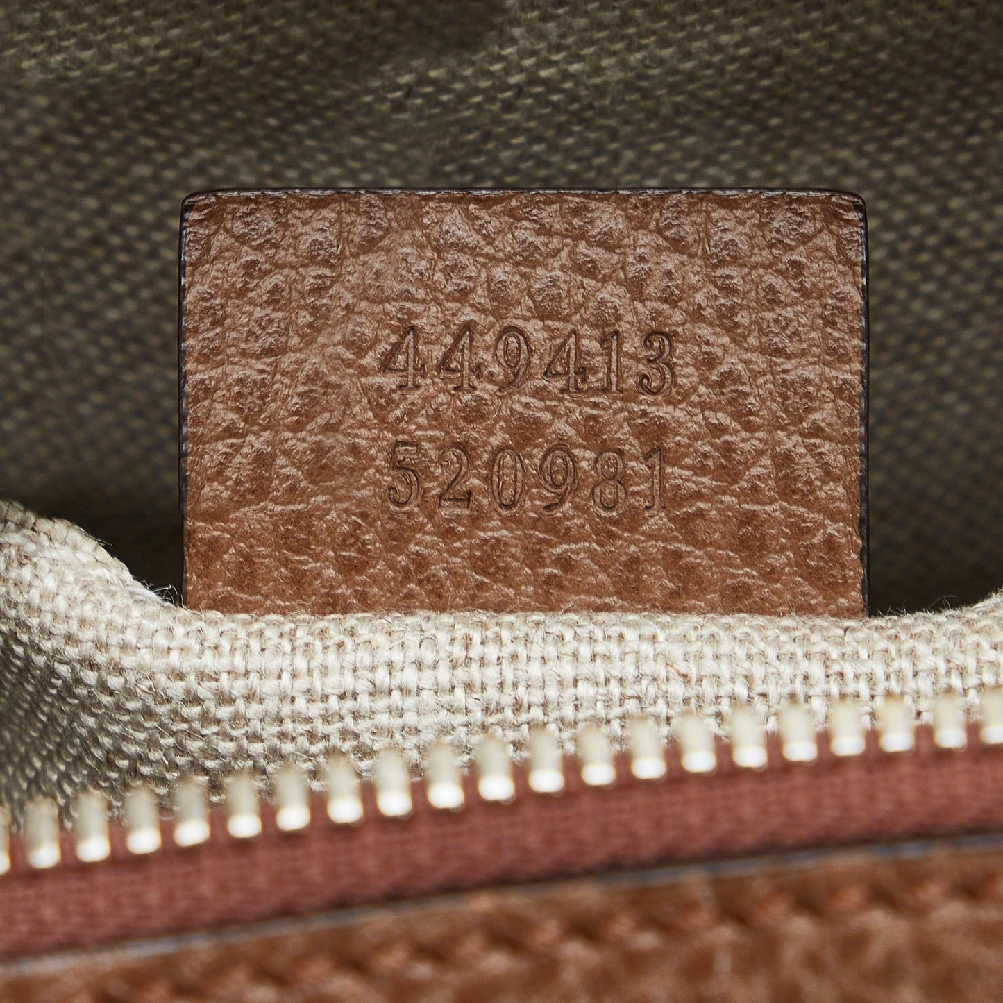 Gucci GG Canvas Bree Crossbody Bag (SHG-JiR4i2)