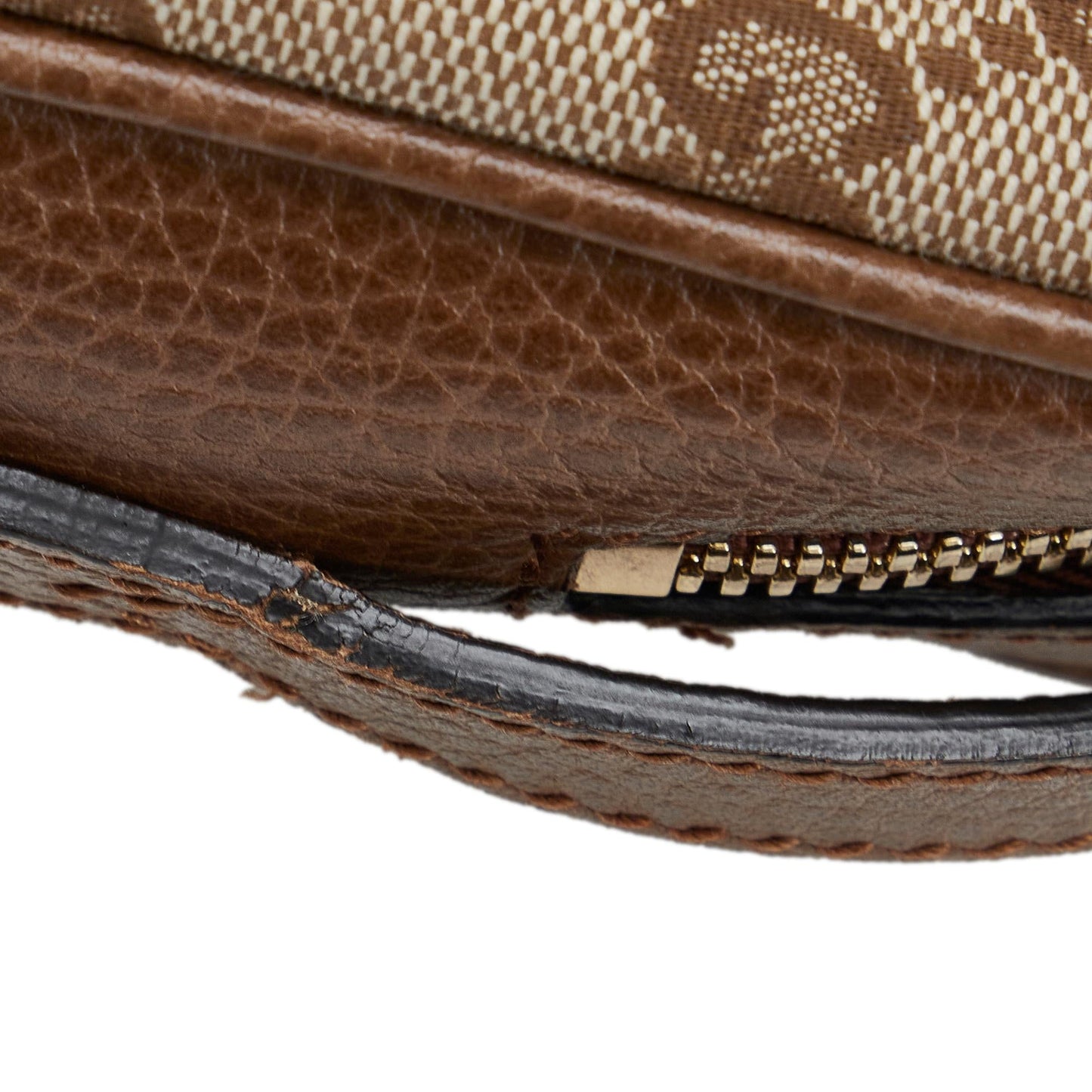 Gucci GG Canvas Bree Crossbody Bag (SHG-JiR4i2)