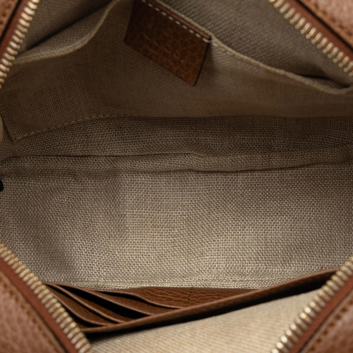 Gucci GG Canvas Bree Crossbody Bag (SHG-H37PJz)