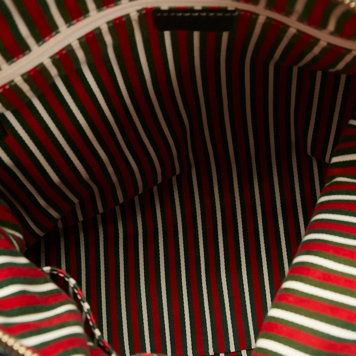 Gucci GG Canvas Britt Tote Bag (SHG-BflEaN)