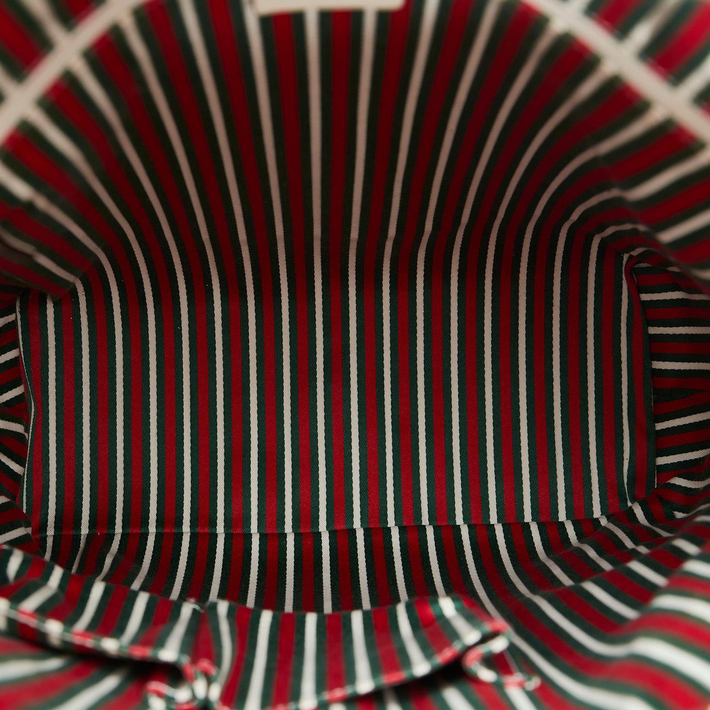 Gucci GG Canvas Britt Tote Bag (SHG-axmj8C)