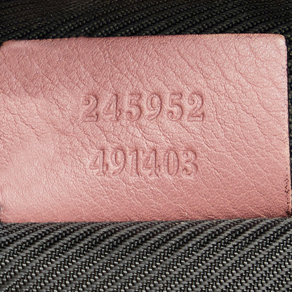 Gucci GG Canvas Cosmetic Pouch (SHG-naEElv)