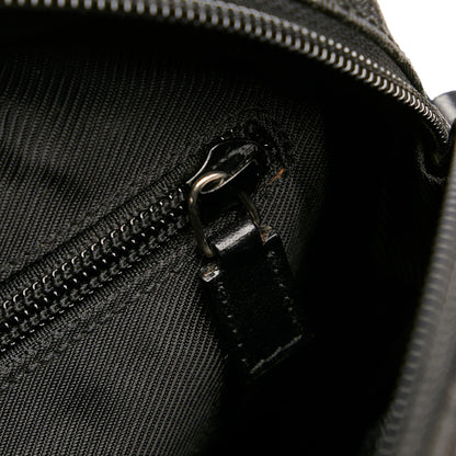 Gucci GG Canvas Crossbody Bag (SHG-z4ByfH)