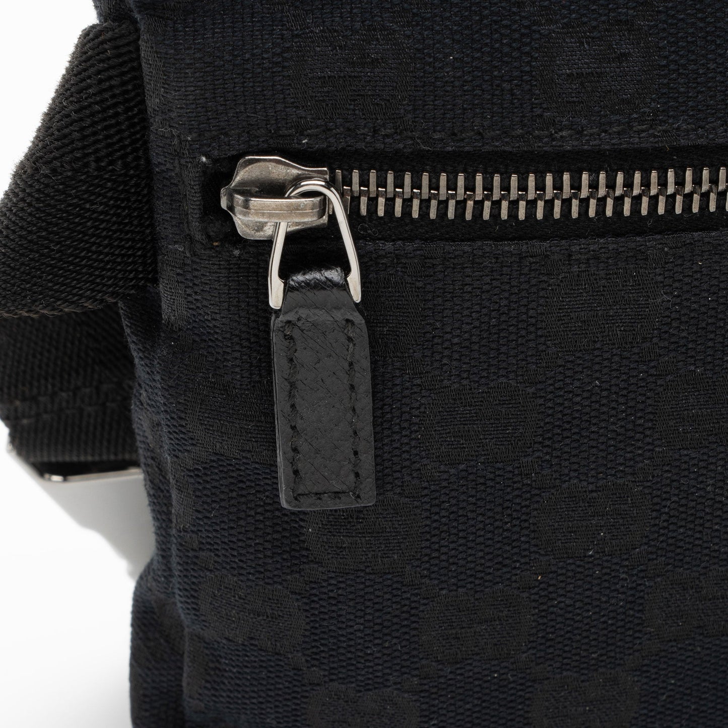 Gucci GG Canvas Double Pocket Belt Bag (SHF-a1zpfw)