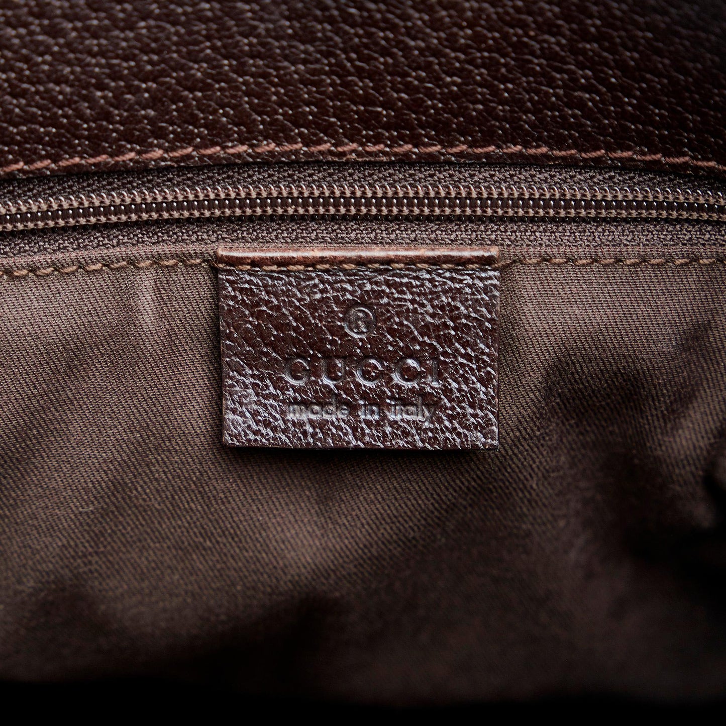 Gucci GG Canvas Eclipse Crossbody (SHG-c7pFQ4)