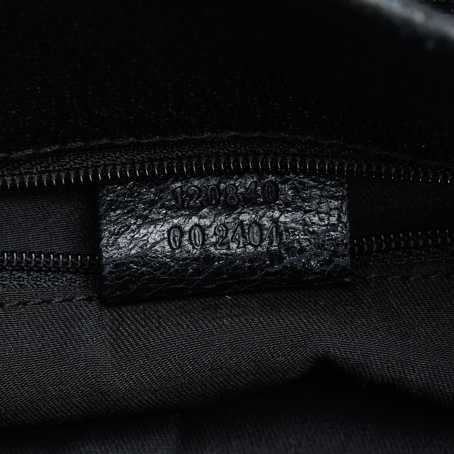 Gucci GG Canvas Eclipse Tote (SHG-Uv4jl1)