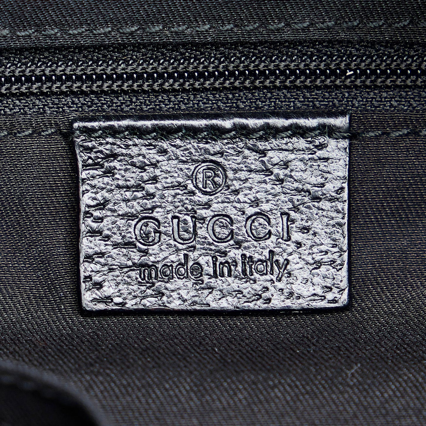 Gucci GG Canvas Eclipse Tote (SHG-Sh4gwE)