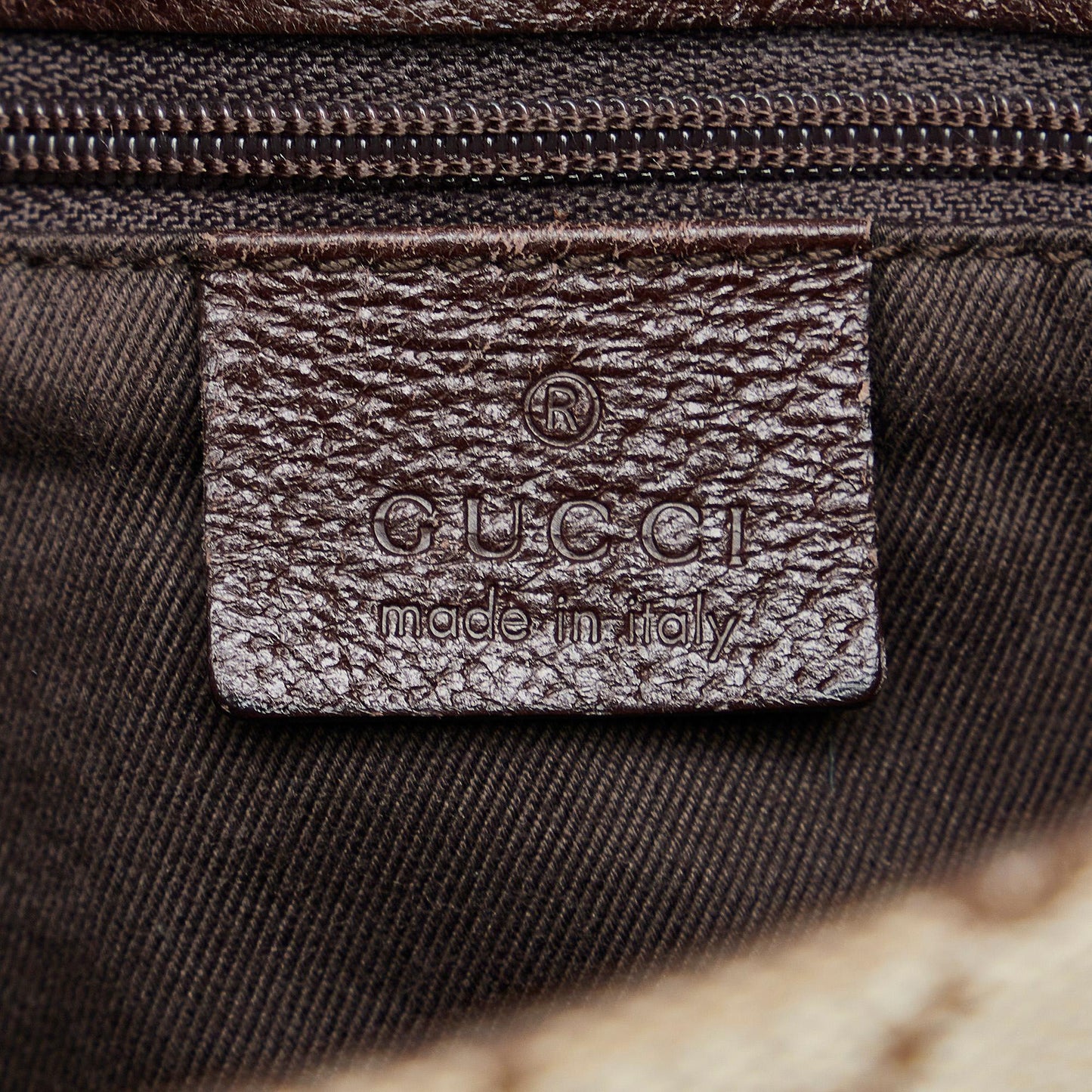 Gucci GG Canvas Flap Handbag (SHG-wwcrBP)