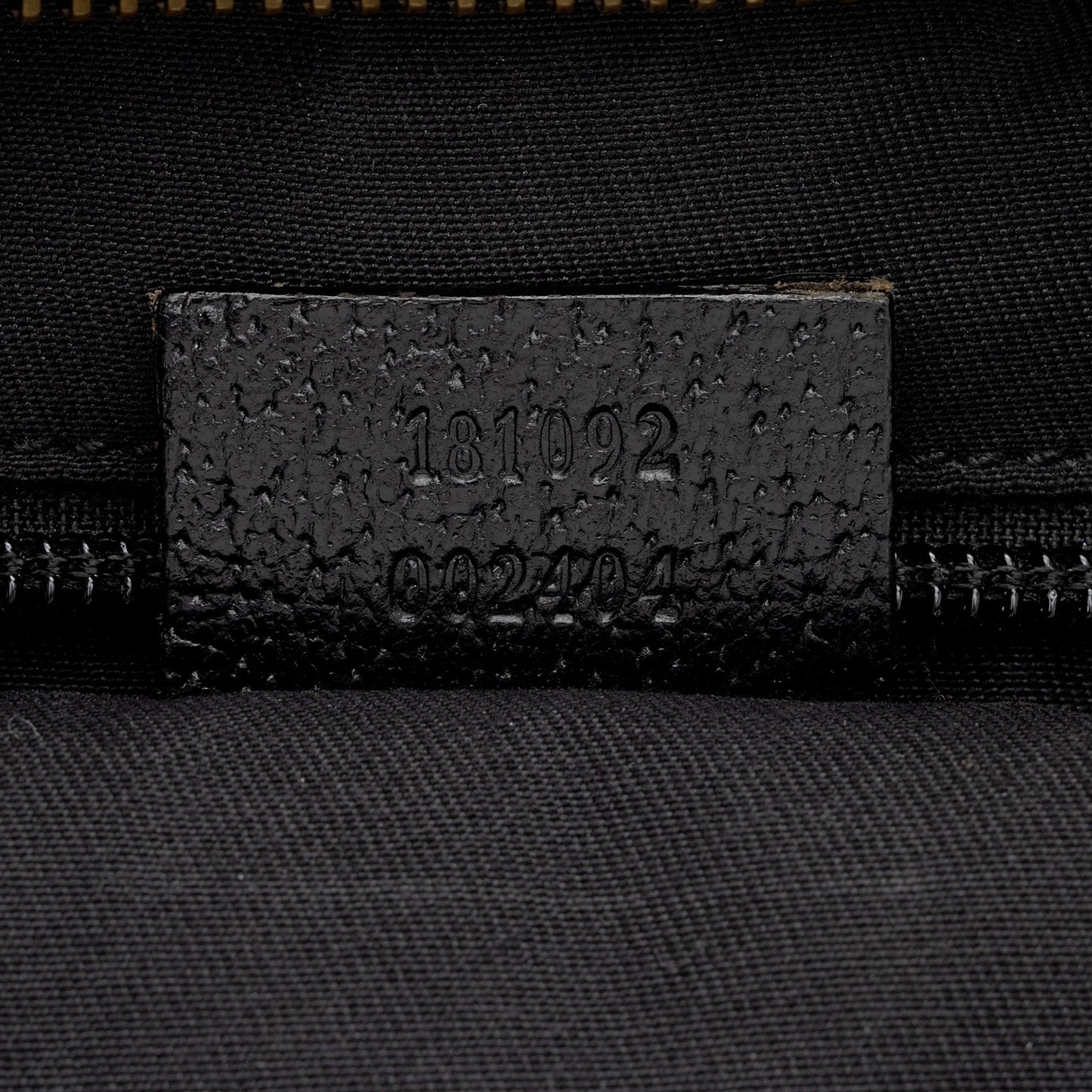 Gucci GG Canvas Half Moon Medium Messenger Bag (SHF-aTmqfv)