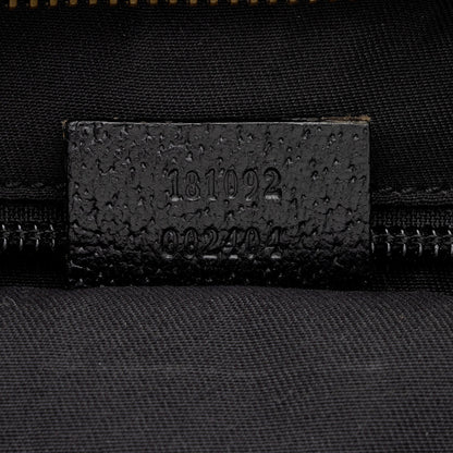 Gucci GG Canvas Half Moon Medium Messenger Bag (SHF-aTmqfv)