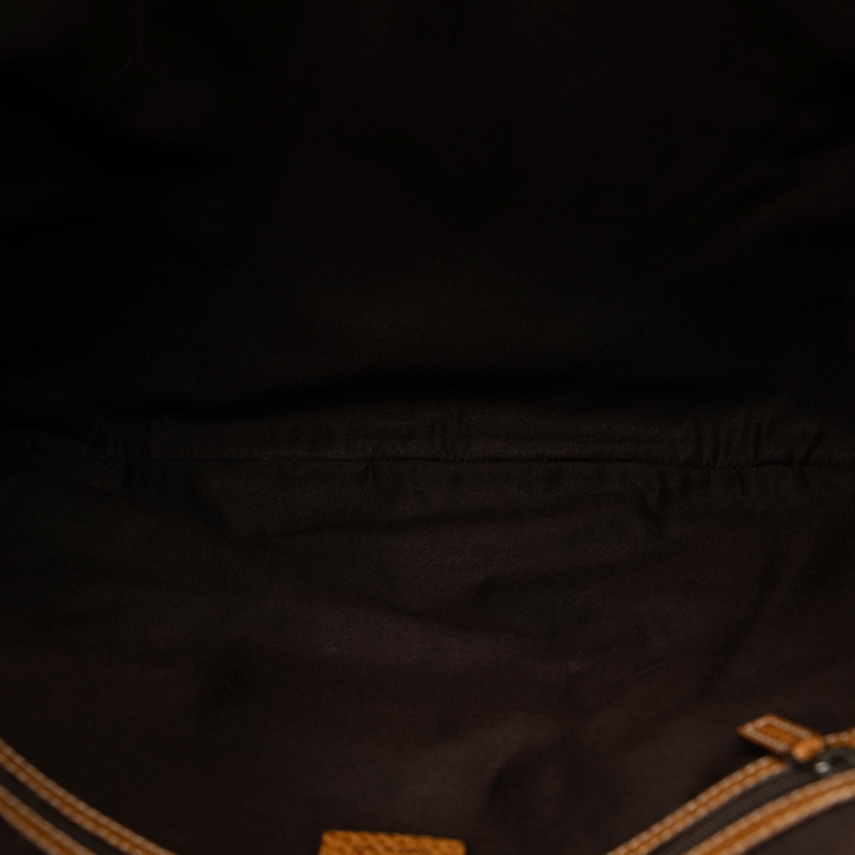 Gucci GG Canvas Hobo (SHG-hPCRxa)