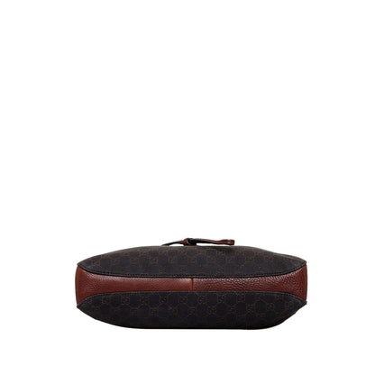 Gucci GG Canvas Horsebit Shoulder Bag (SHG-LWBer5)