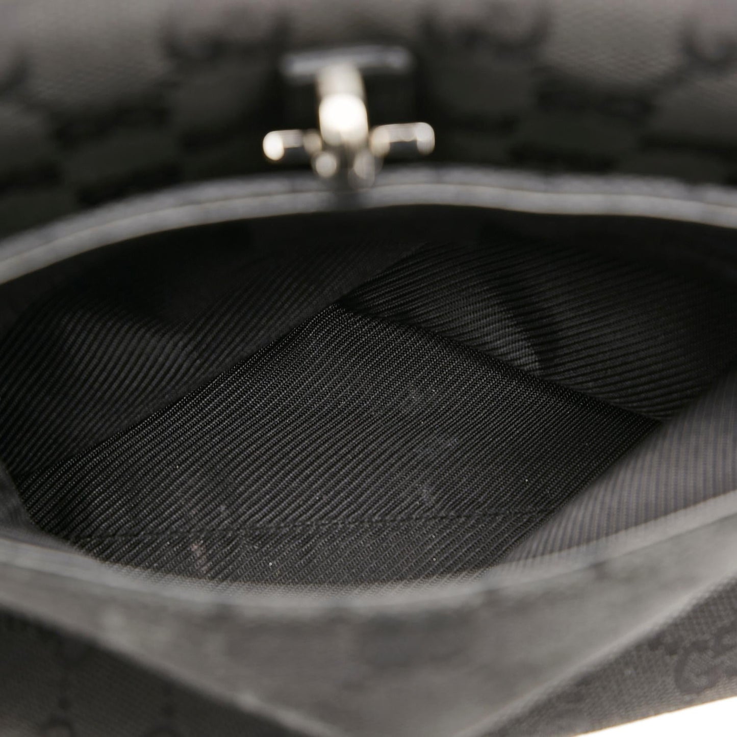 Gucci GG Canvas Jackie Belt Bag (SHG-lGAi8n)