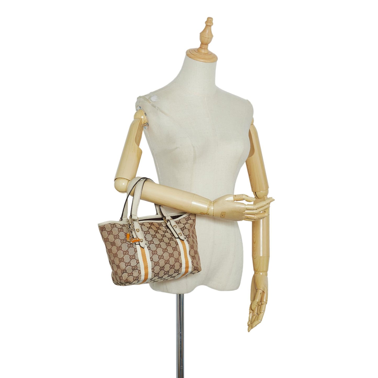 Gucci GG Canvas Jolicoeur Handbag (SHG-URCzfD)