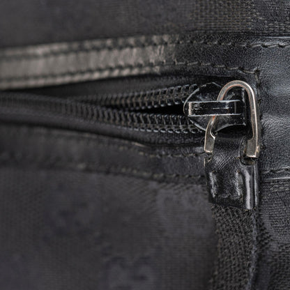 Gucci GG Canvas Messenger Bag (SHG-J2j6c1)