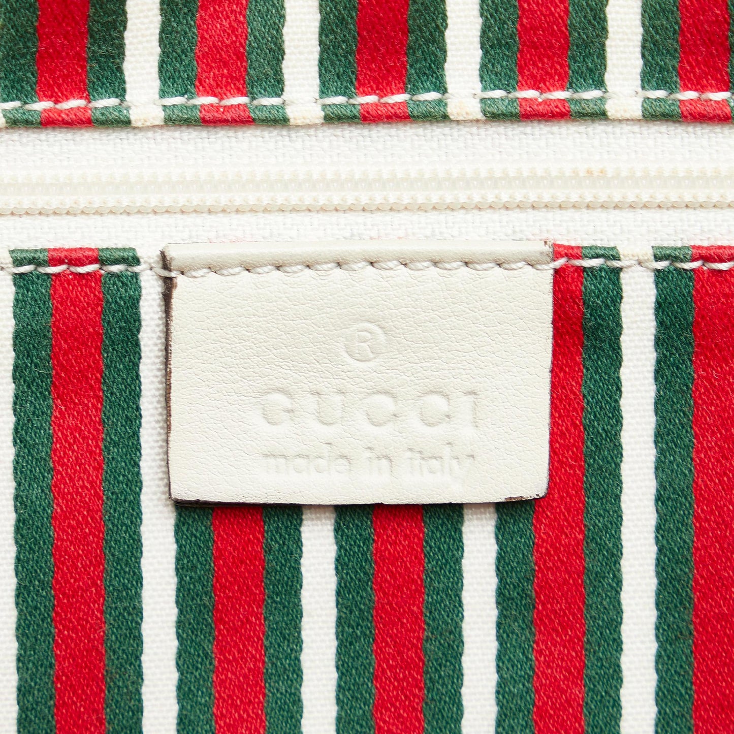 Gucci GG Canvas New Britt Shoulder Bag (SHG-hM6eqO)