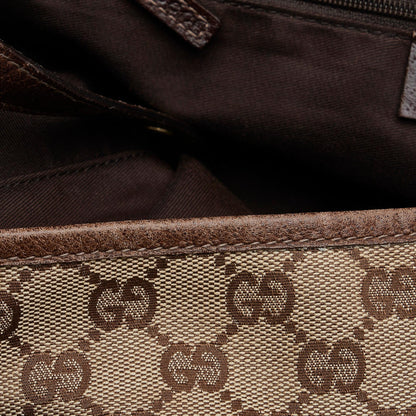 Gucci GG Canvas Pelham Shoulder Bag (SHG-QpnTdN)