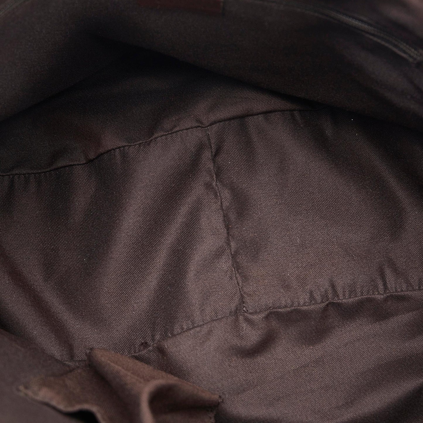 Gucci GG Canvas Pelham Shoulder Bag (SHG-QpnTdN)