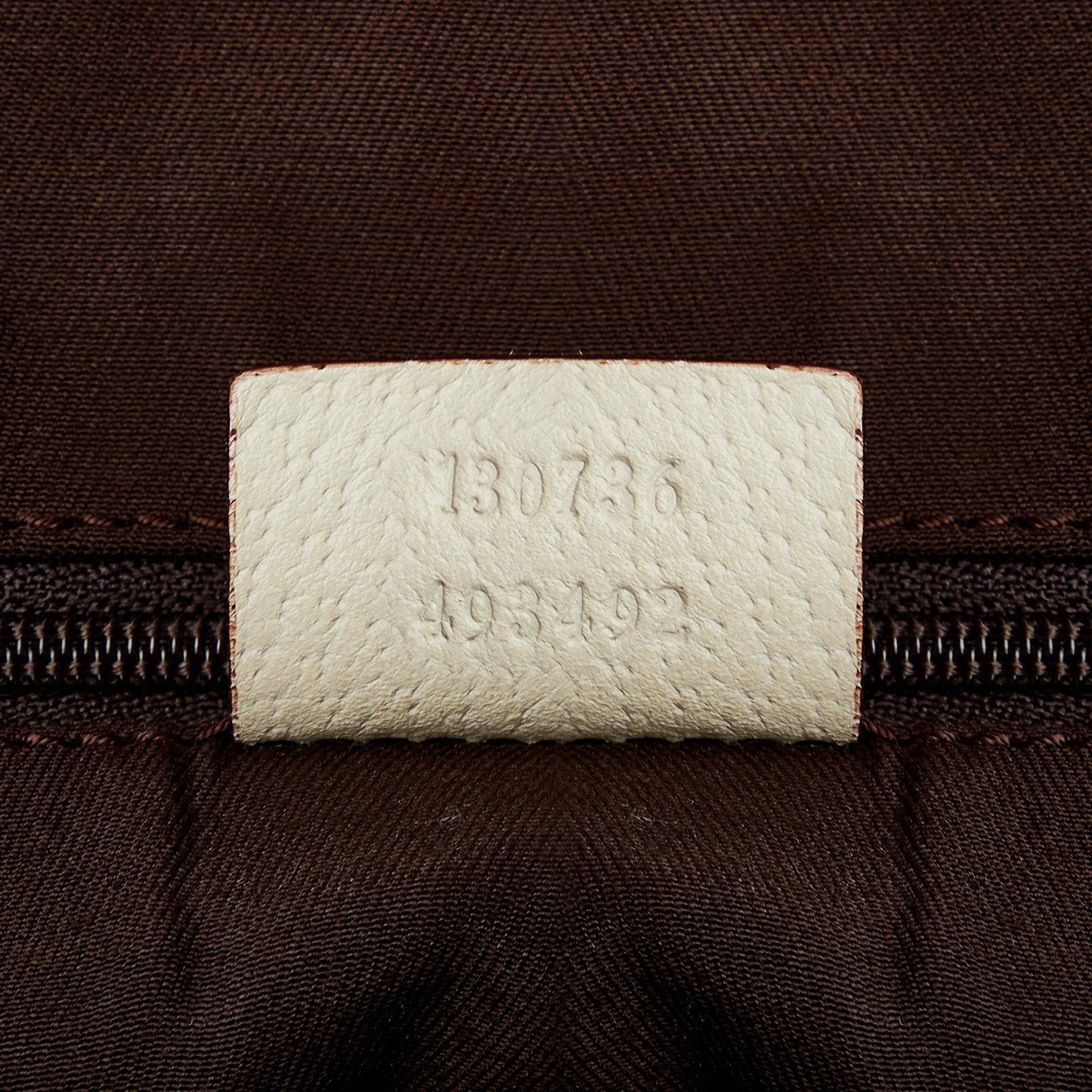 Gucci GG Canvas Pelham Shoulder Bag (SHG-R62bHz)