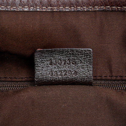 Gucci GG Canvas Pelham Shoulder Bag (SHG-oLGWDu)