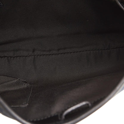 Gucci GG Canvas Punch Shoulder Bag (SHG-bcYNIO)