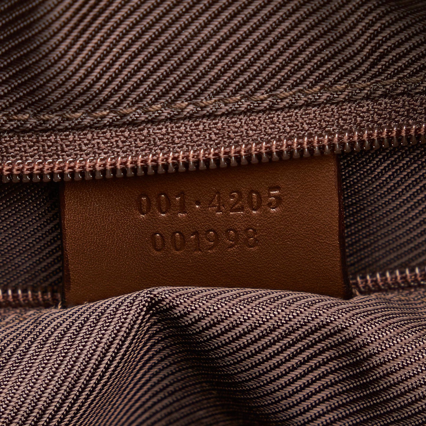 Gucci GG Canvas Shoulder Bag (SHG-x3GZn7)