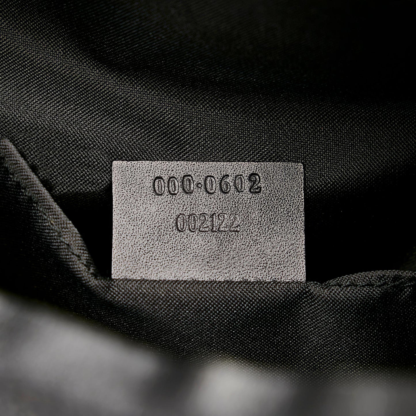 Gucci GG Canvas Shoulder Bag (SHG-LLyqpA)