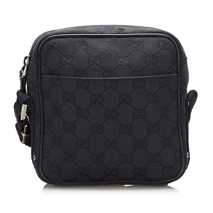 Gucci GG Canvas Shoulder Bag (SHG-9i1J2n)