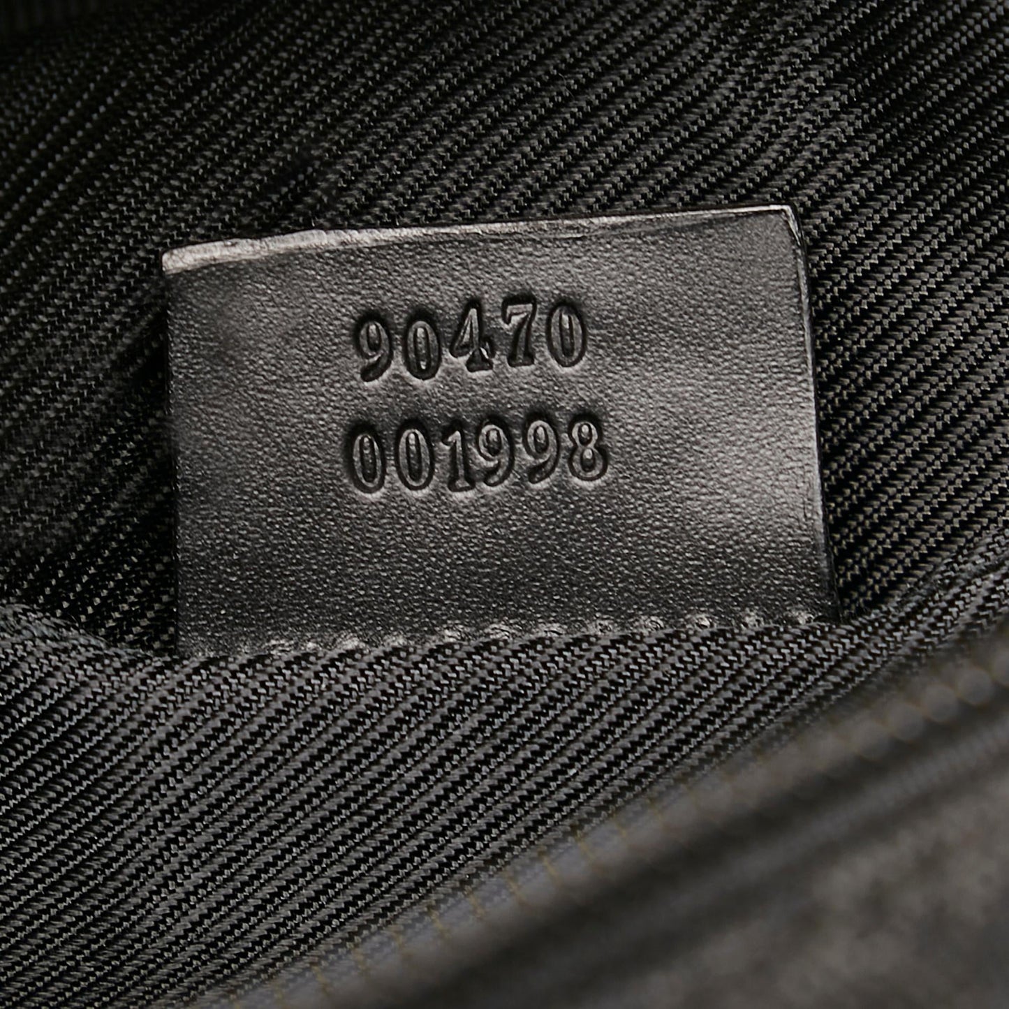 Gucci GG Canvas Shoulder Bag (SHG-9i1J2n)