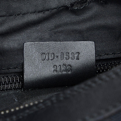 Gucci GG Canvas Shoulder Bag (SHG-gIZABz)